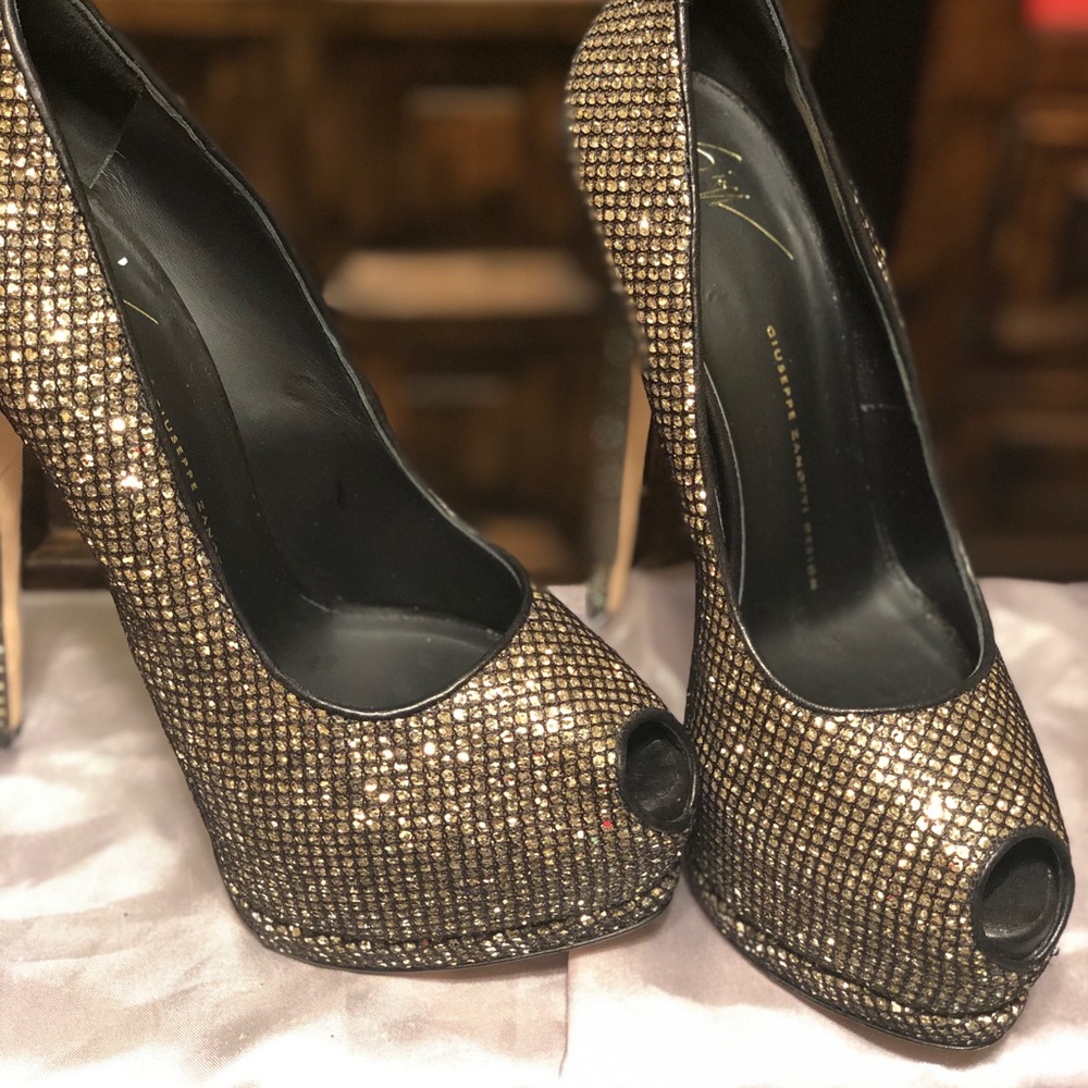 COPY - Giuseppe Zanotti Sharon Platform  open toe glitter